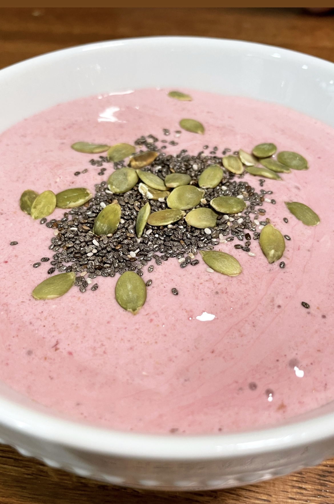 superfood-raspberry-smoothie-deidra-mangus-healthy-treat